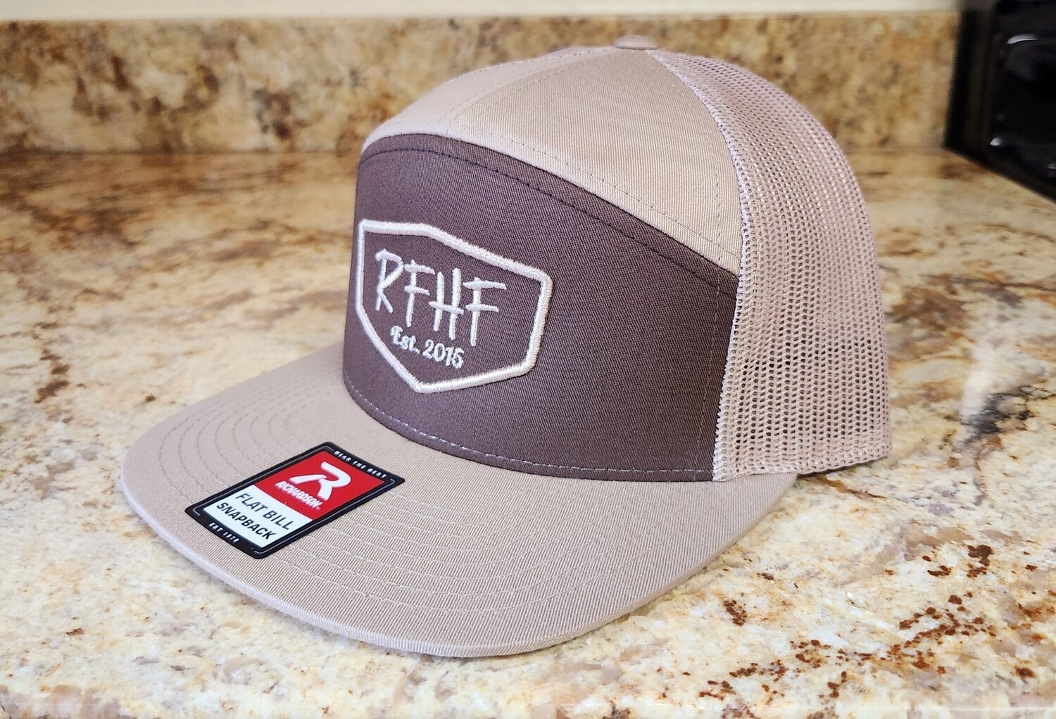 7 panel flatbill/ Brown/ khaki