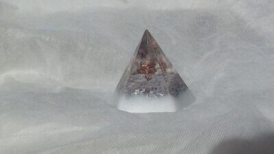 Small MerKaBa Orgonite- White/ Brazil Quartz Crystal & Strawberry Crystal Stones & Minerals