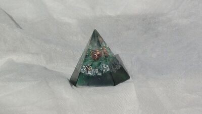 Small MerKaBa Orgonite- Green/ Brazil Quartz Crystal, Fluorite Stone & Minerals