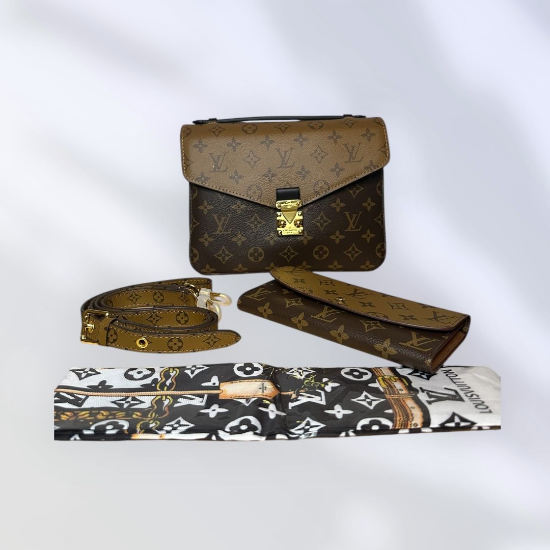 Louis Vuitton Pochette Métis Set – Reverse Monogram Edition