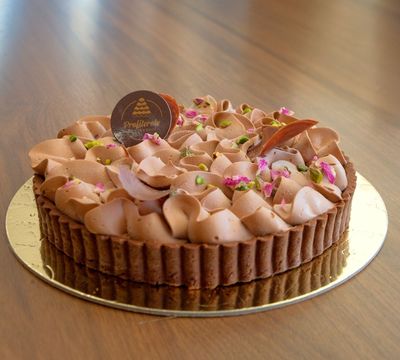 Dubai chocolate tart cake