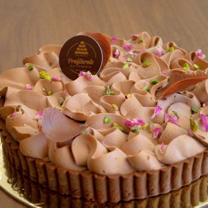 Dubai chocolate tart cake