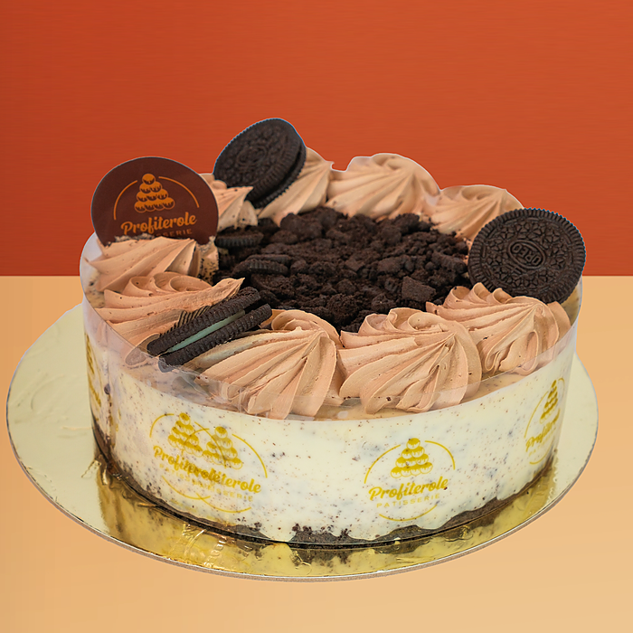 Oreo cheesecake with chocolate mousse, crushed Oreo crumbles, and whole cookies on a creamy base by Profiterole Patisserie