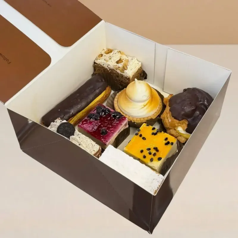 8-piece box of classic cakes