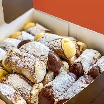 Cannoli Box Cannoli Box