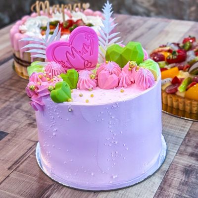 Mother’s Day Banana Caramel Cake