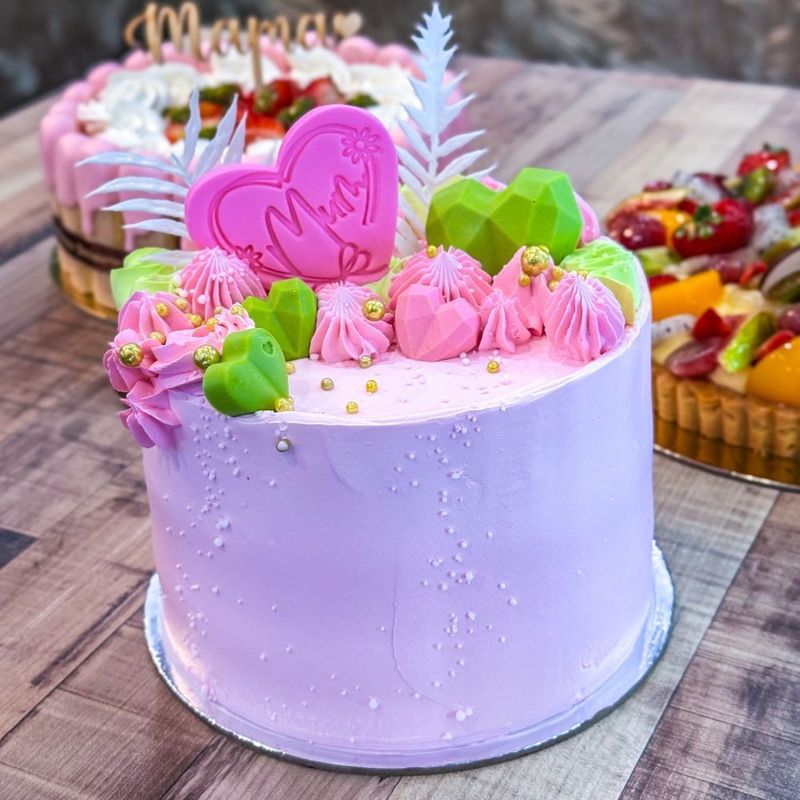 Mother’s Day Banana Caramel Cake