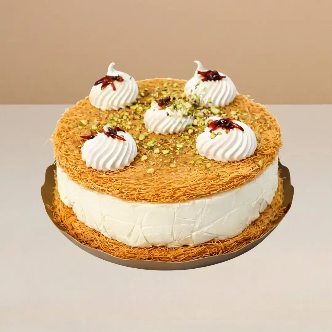 Ashta ice cream served on crispy asmaliyeh pastry at Profiterole Patisserie