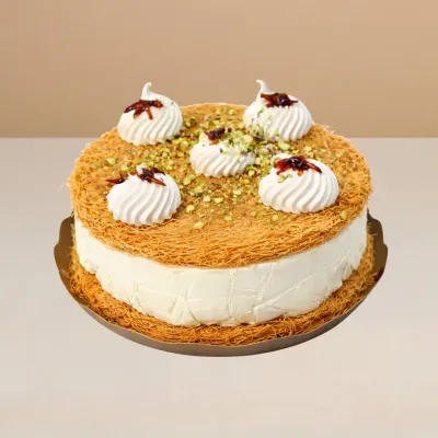 Ashta ice cream served on crispy asmaliyeh pastry at Profiterole Patisserie