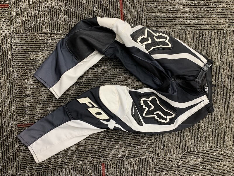 FOX 180