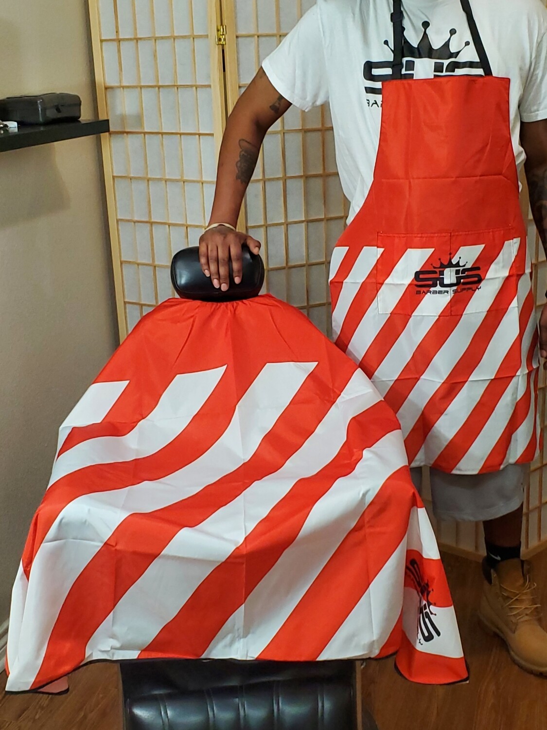 S.U.S BARBER APRON &amp; CAPE