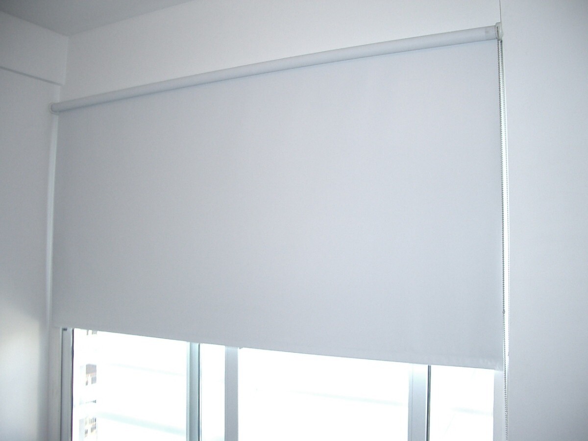 CORTINAS ROLLER BLACKOUT