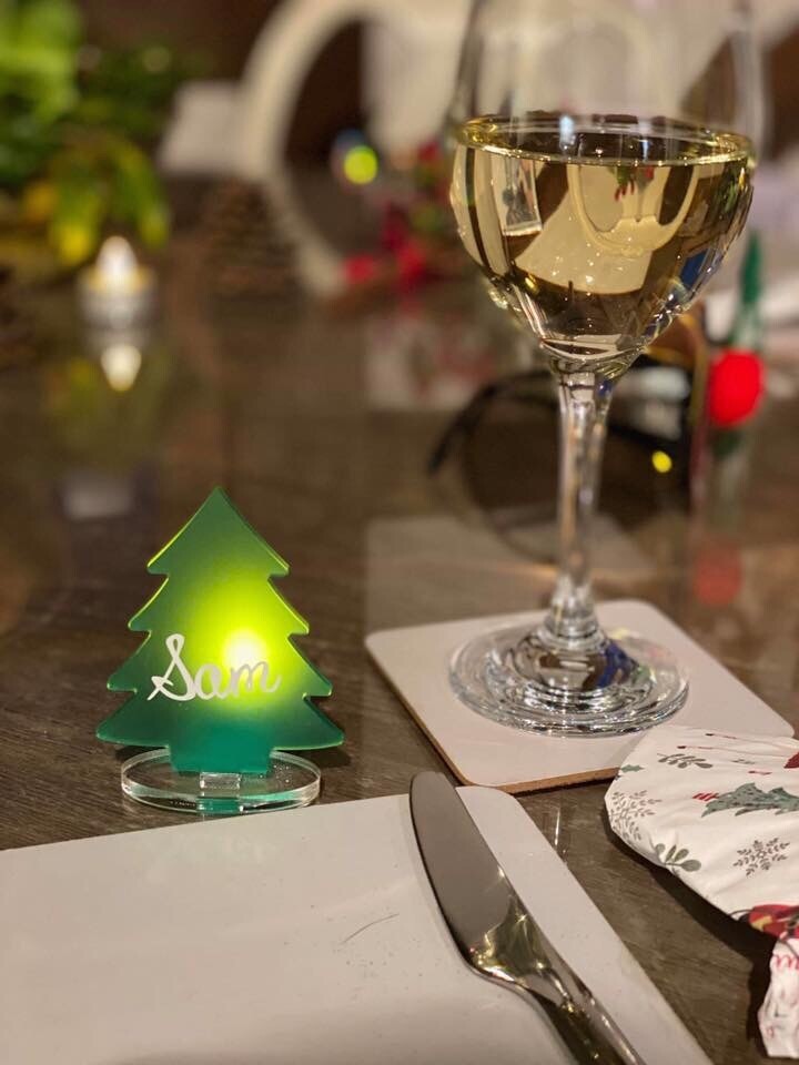 Christmas Tree Place Settings
