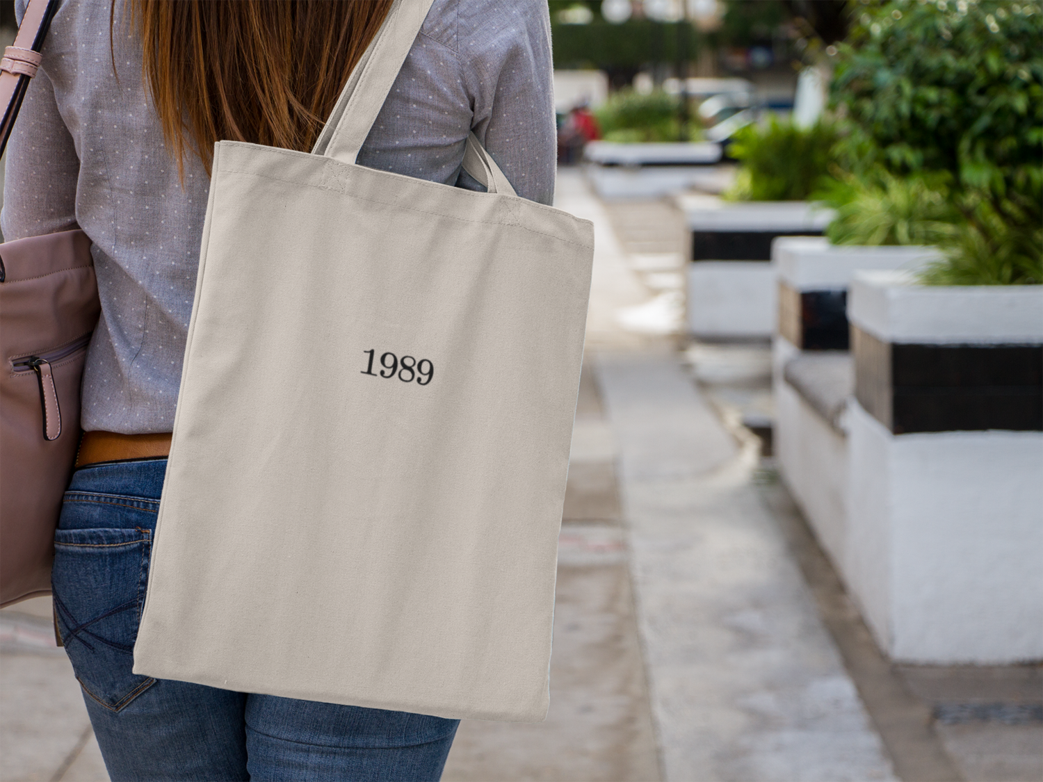 Tote With Quote