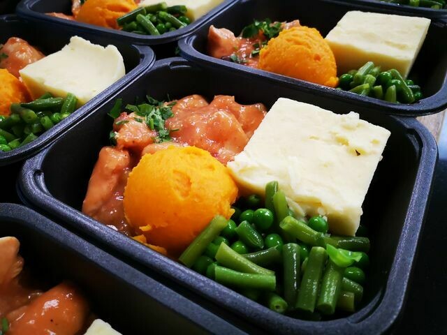 Smokey Chicken & Tomato Casserole