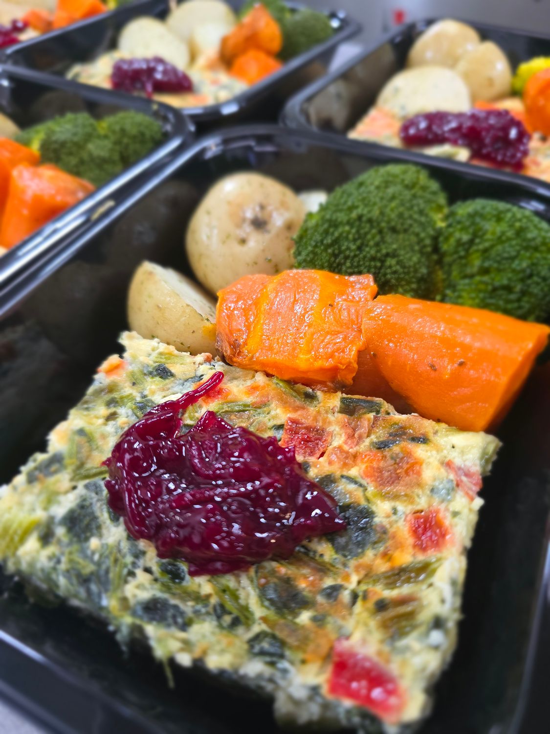 Spinach, Feta & Sweet Red Pepper Quiche - V
