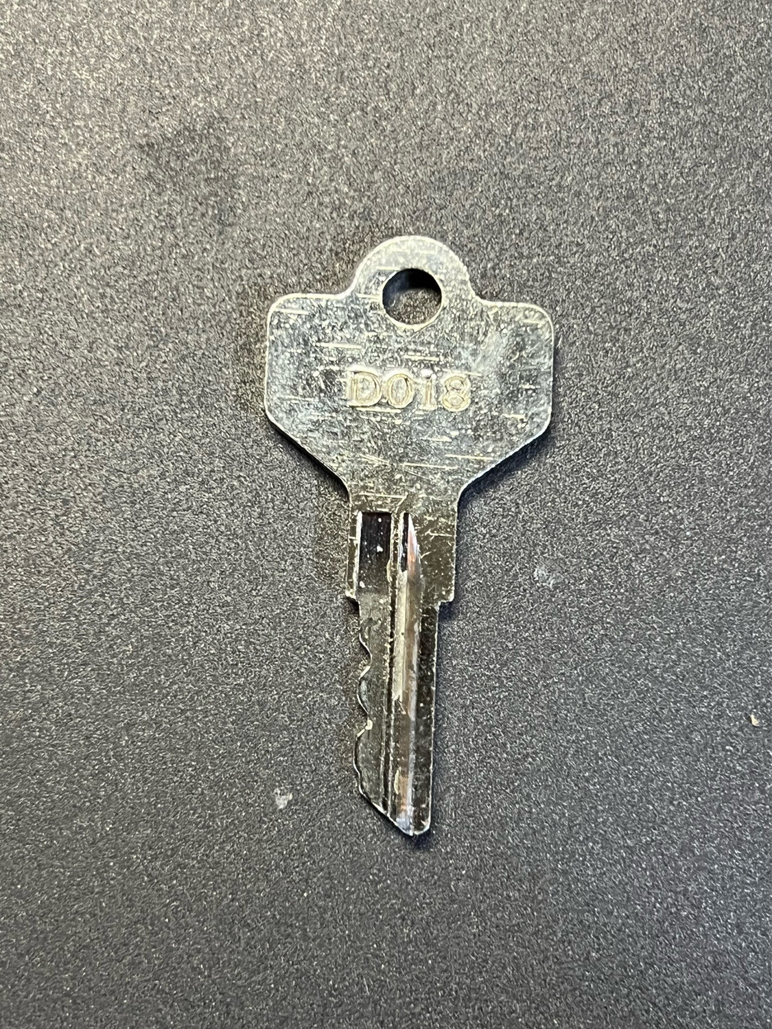 D018 Allen-Bradley/Various Equipment Key