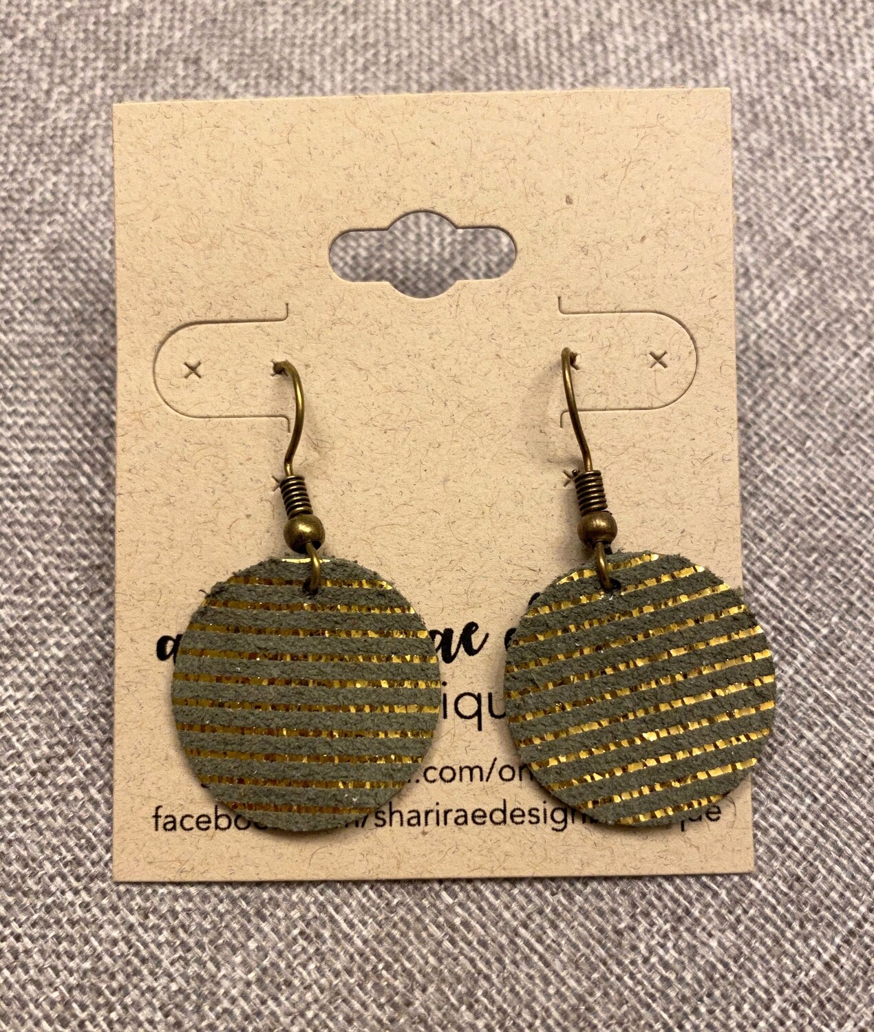 Gold Stripes on Olive Circles