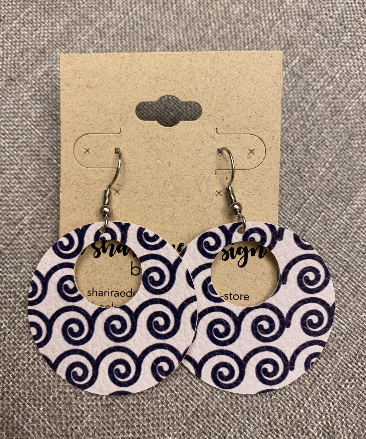 Nautical Waves Navy &amp; White Circle Cutouts