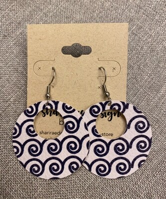 Nautical Waves Navy &amp; White Circle Cutouts