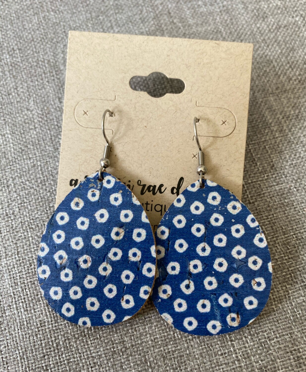 Blue &amp; White Spots Drops Large