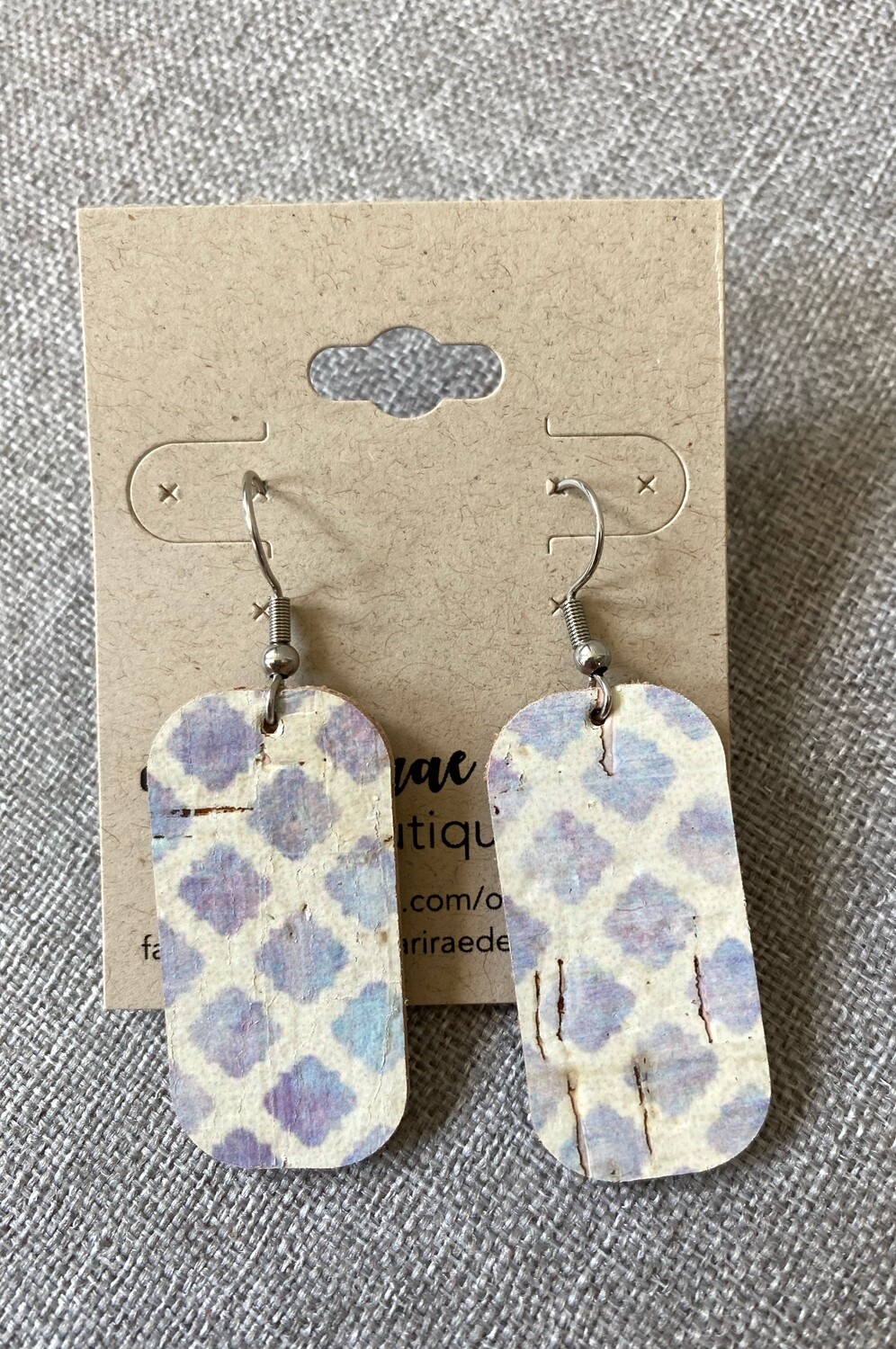 Periwinkle Diamond Bars