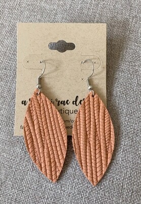 Peach Palm Leaf Narrow