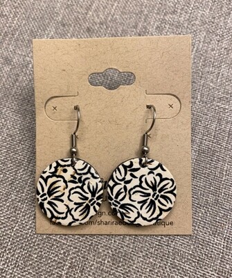 Hibiscus Black &amp; White Circles