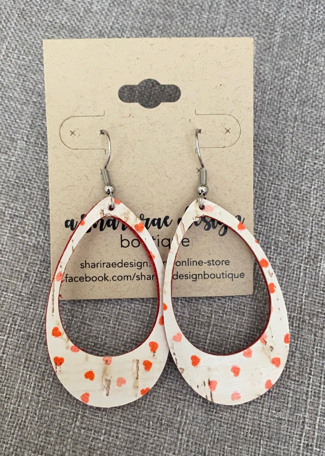 Hearts Narrow Drop Cutouts