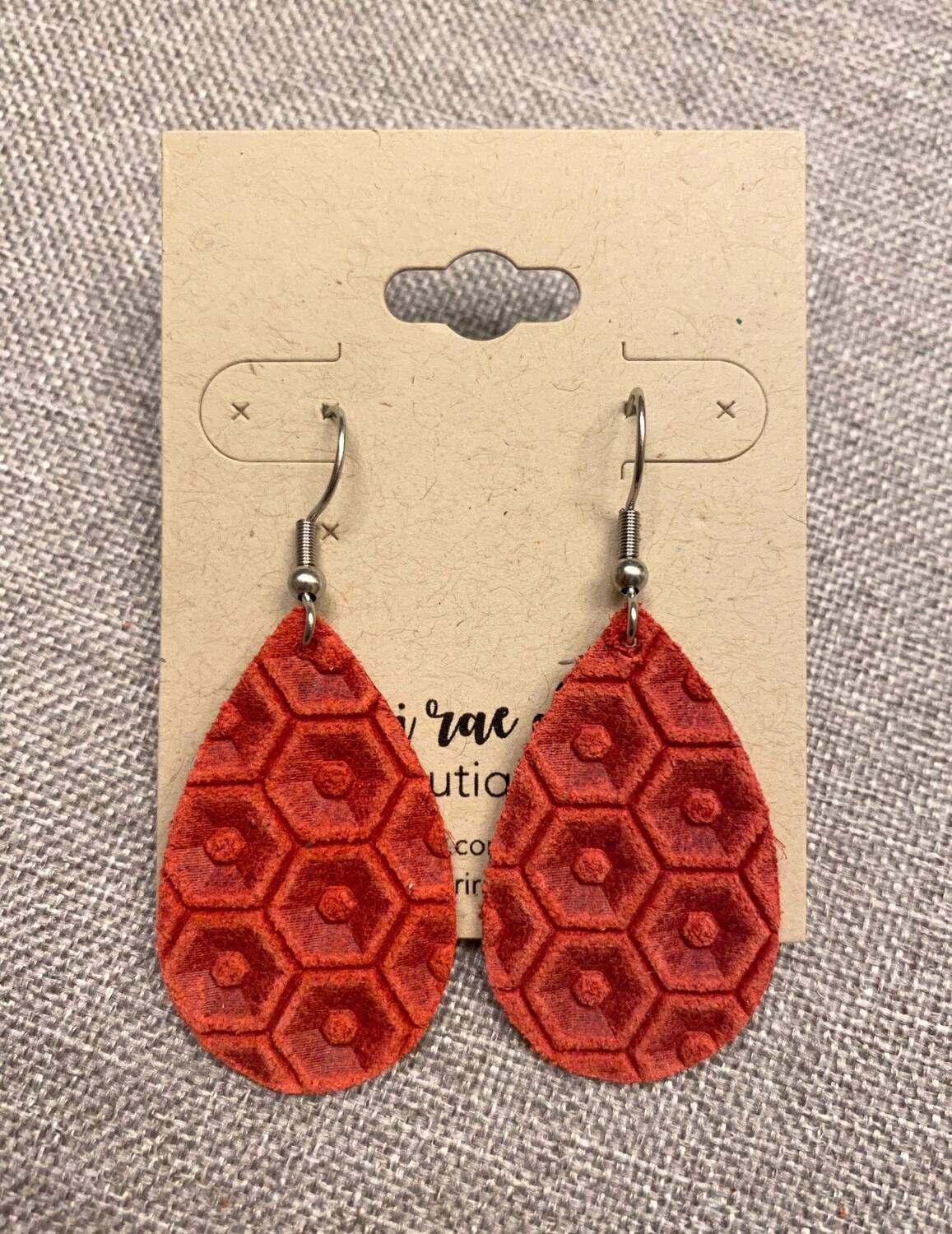 Holiday Red Beehive Drops XS