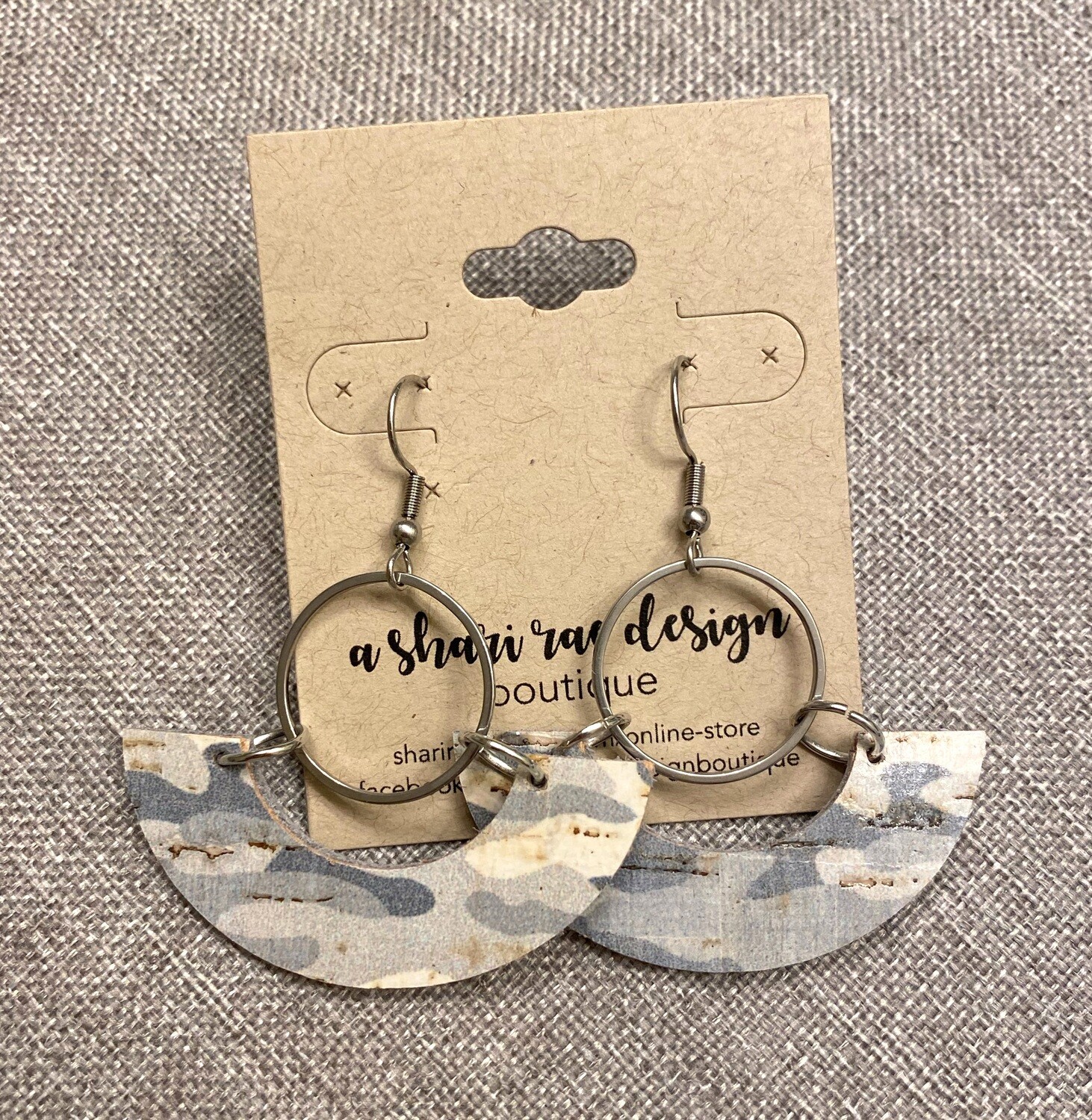 Gray Camo Circle Arch