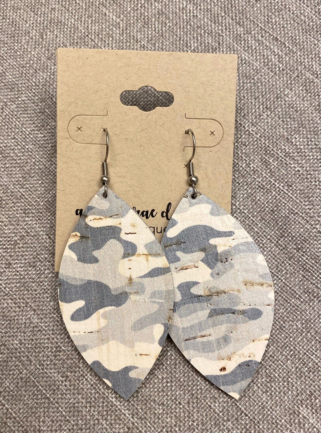 Gray Camo Leaf XL