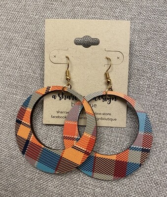 Plaid Circle Cutouts XL