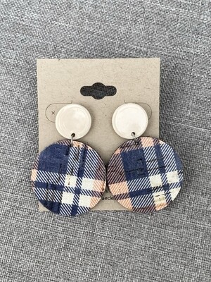 Navy &amp; Peach Plaid Cirlces