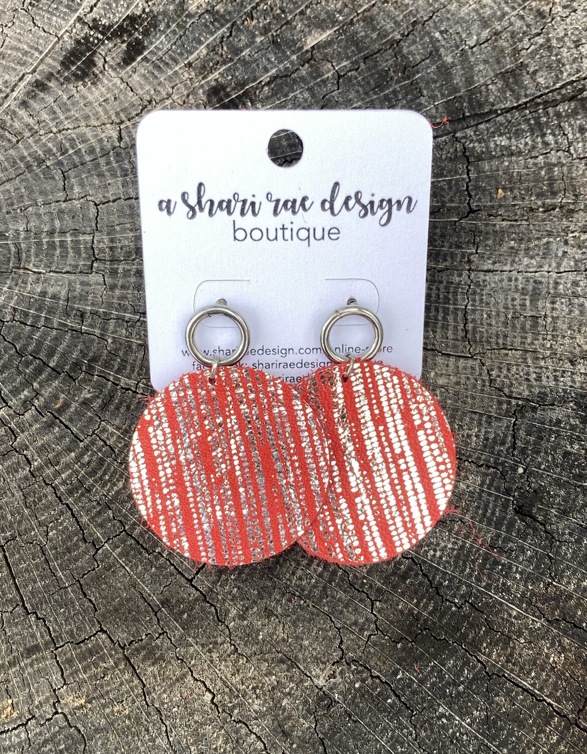 Red Holiday Shimmer Open Ring Circles Large