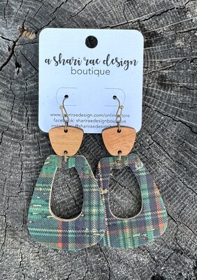 Green Plaid Trapezoids with Wood