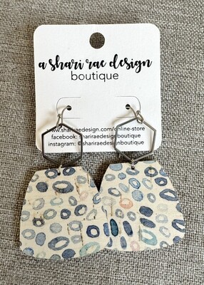 Blue Pebbled Trapezoid Silver Hexagons