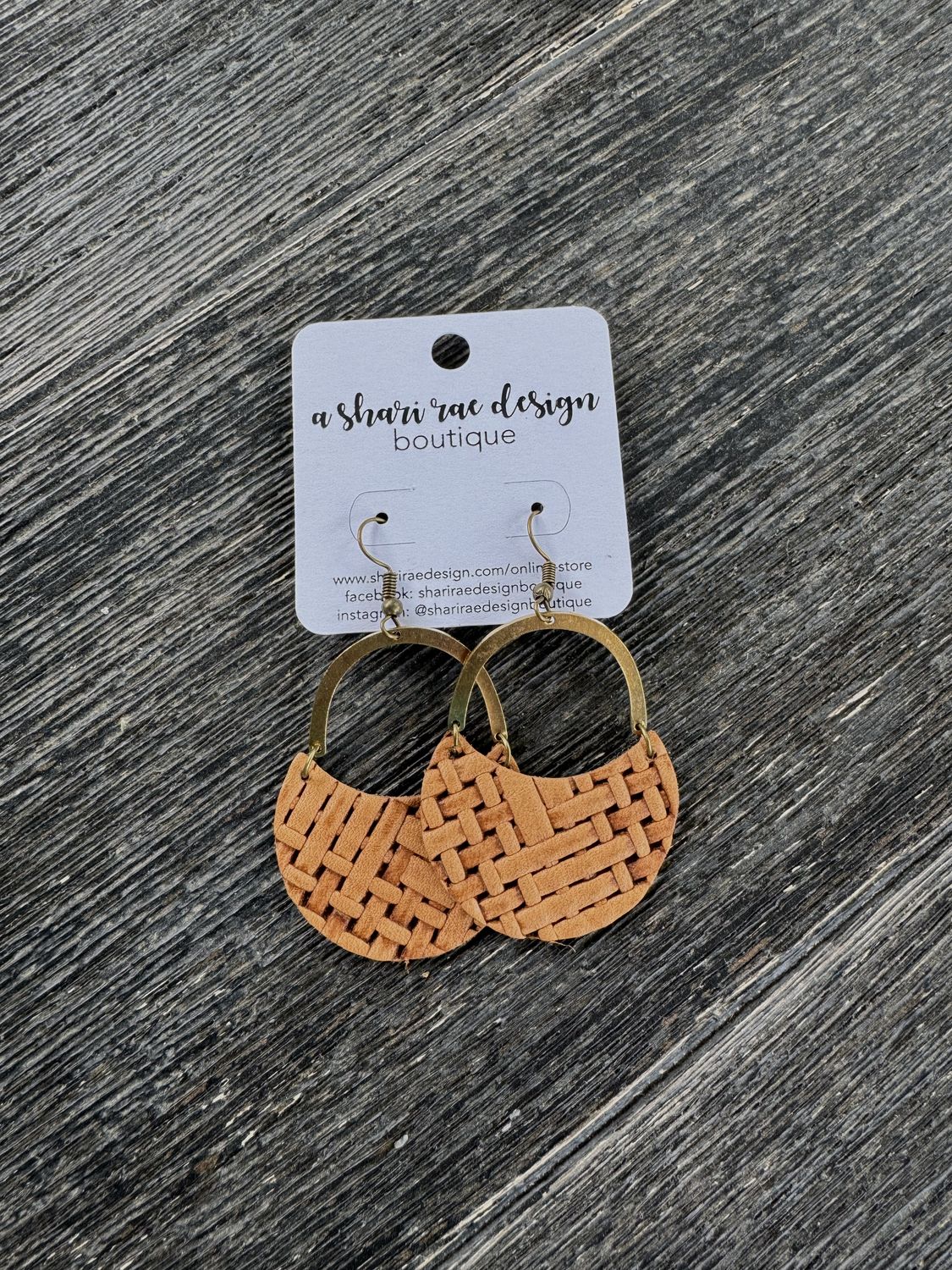 Pecan Weave Half Moon Brass Rainbows