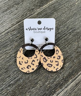 Leopard Oval Cutouts Black Arch Bar Studs