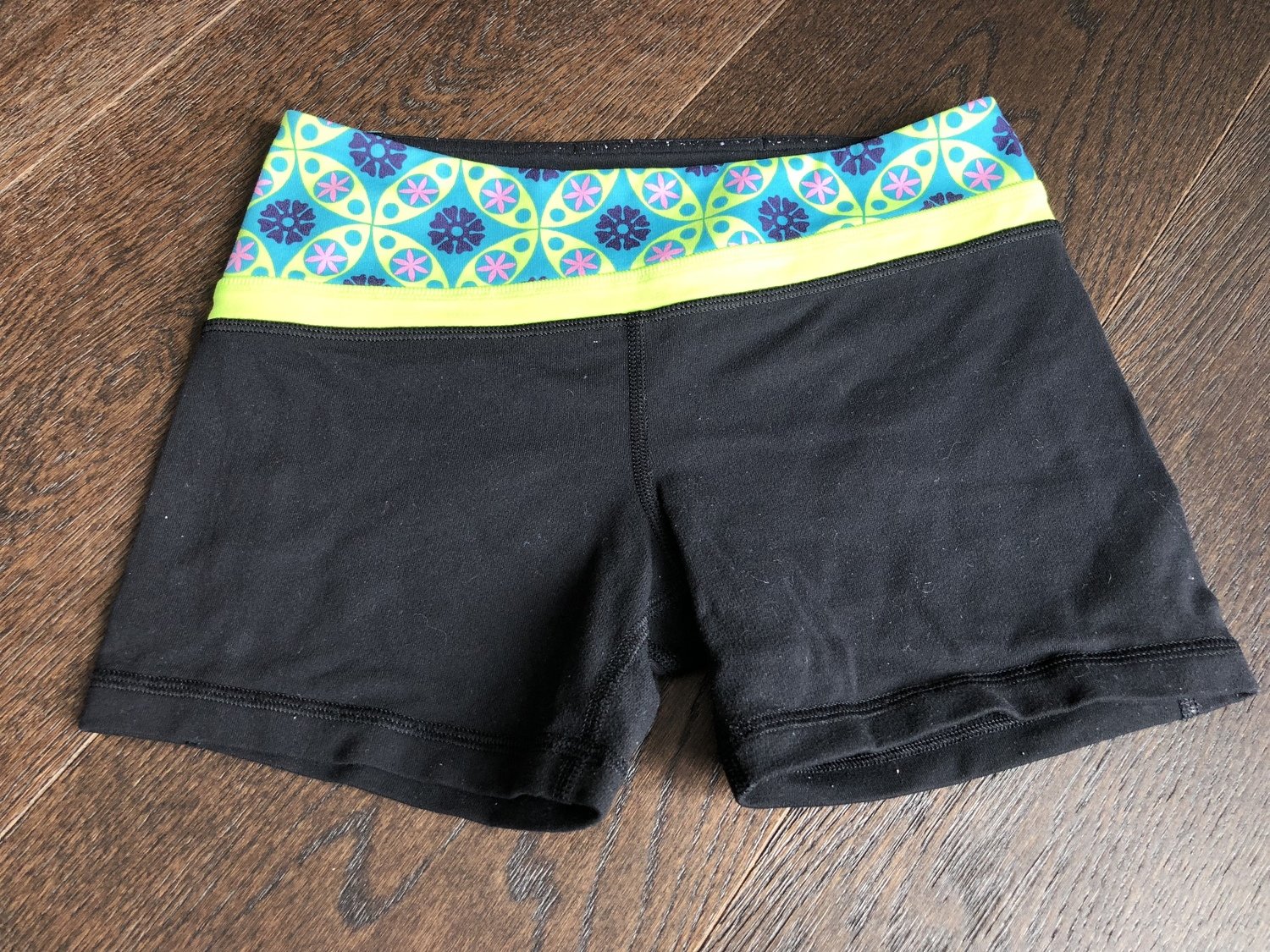 ivivva shorts size 10