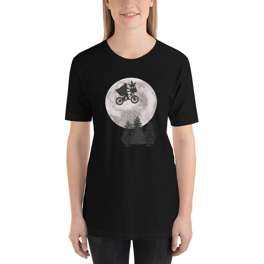 E.T. Weed Short-Sleeve Women&#39;s Crew Neck T-Shirt , Color: Black, Size: XS