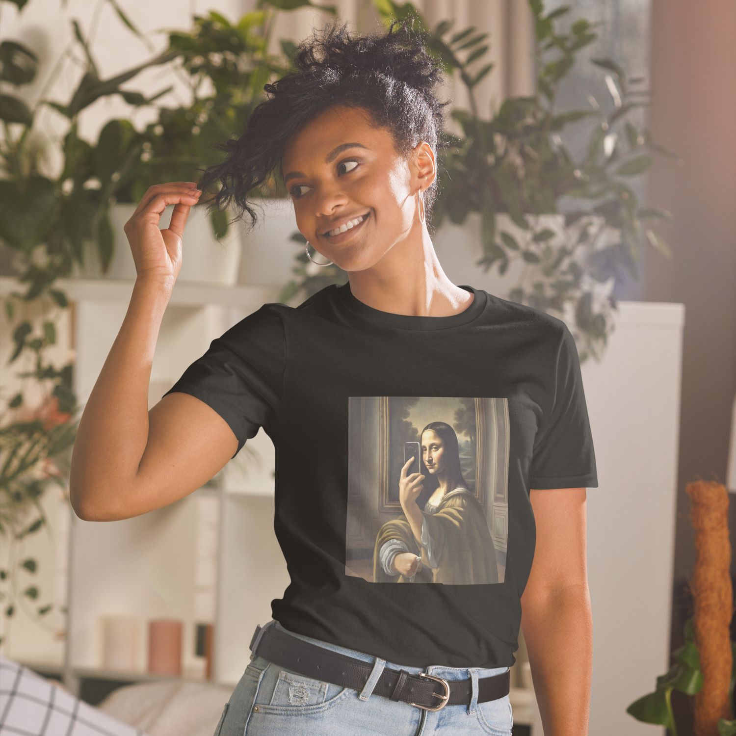Selfie Lisa Short-Sleeve Unisex T-Shirt