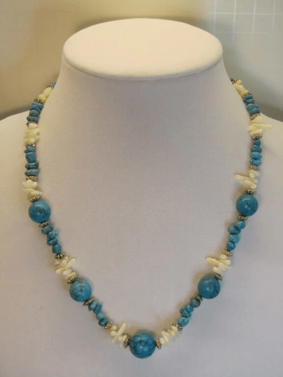 Turquoise and White Coral Cupolini