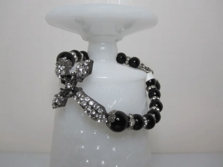 Black Agate with Crystal Cross Stretch Bracelet