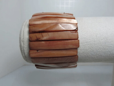Brown Shell Stretch Bracelet