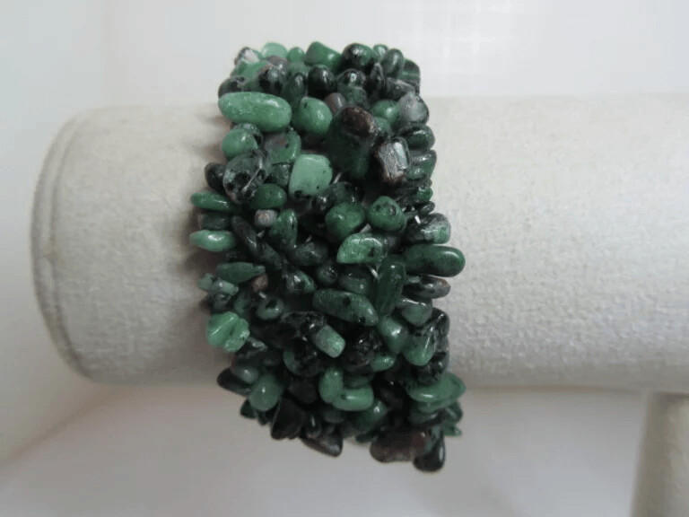 Ruby Zoisite Chips Mesh Stretchable Bracelet