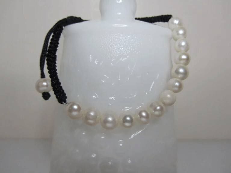 Friendship Bracelet White Freshwater Pearl