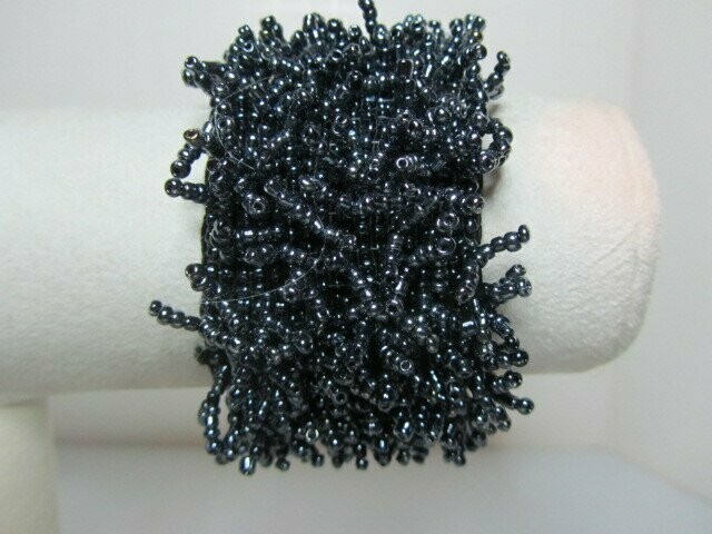 Black Seed Bead Carpet Stretchable Bracelet