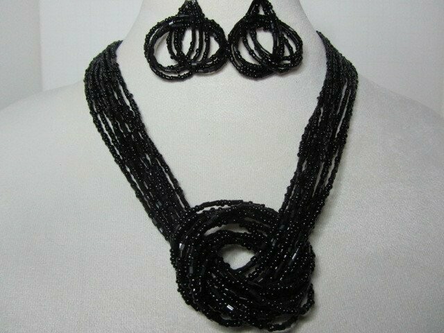 Multi Strand Seed Beads with Knot - Black