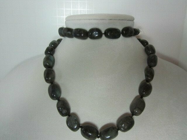 Malagasy Labradorite Necklace & Bracelet